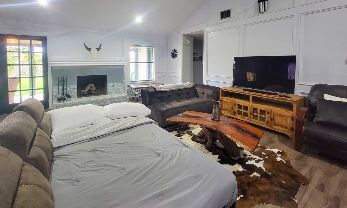 Photo of Livingroom in Lockhart