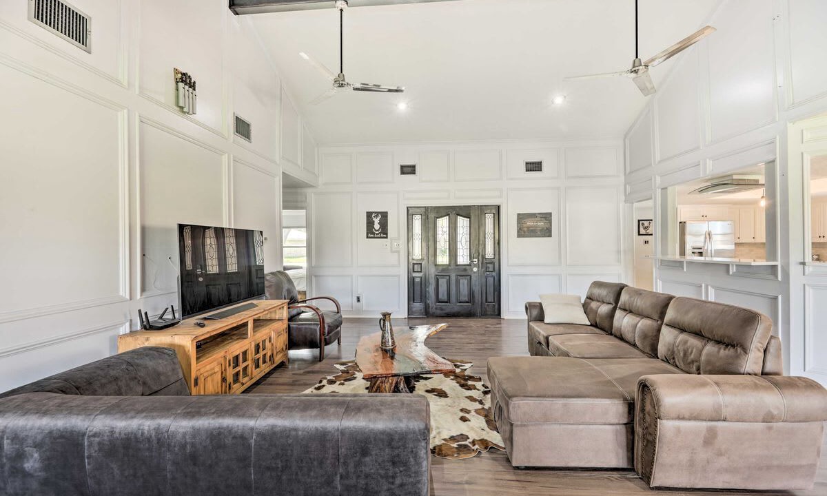 Photo of Livingroom in Lockhart
