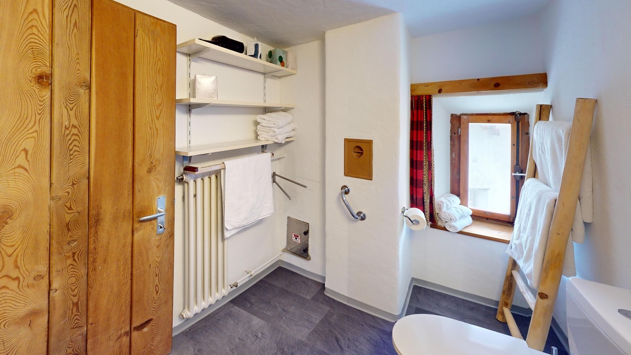 Photo of Bathroom in La Punt-Chamues-ch