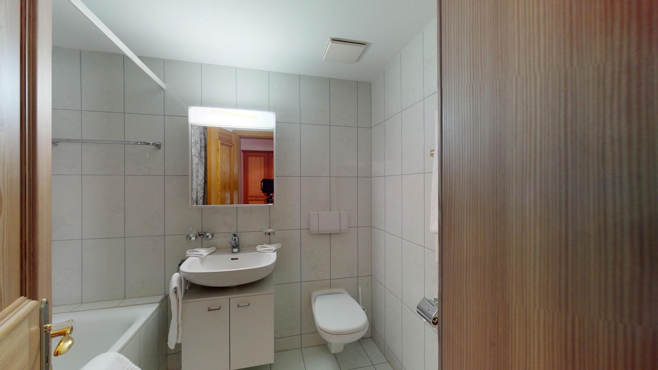 Photo of Bathroom in Zuoz