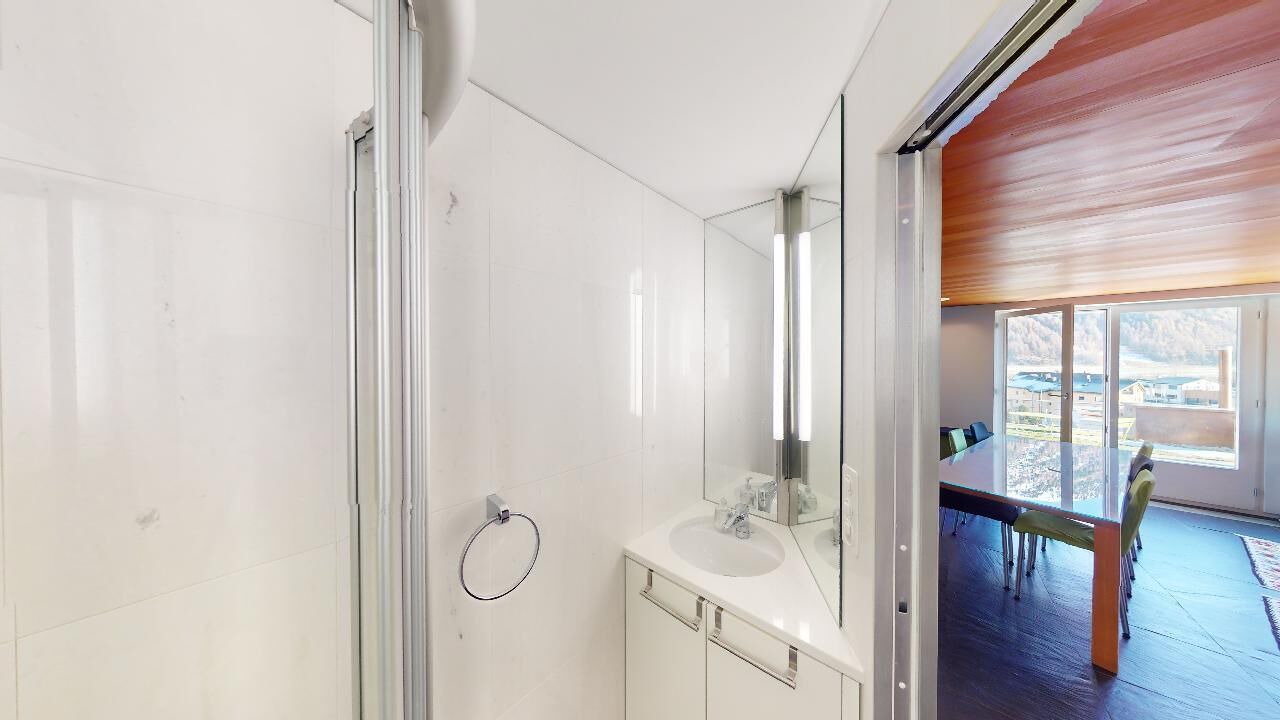 Photo of Bathroom in Samedan