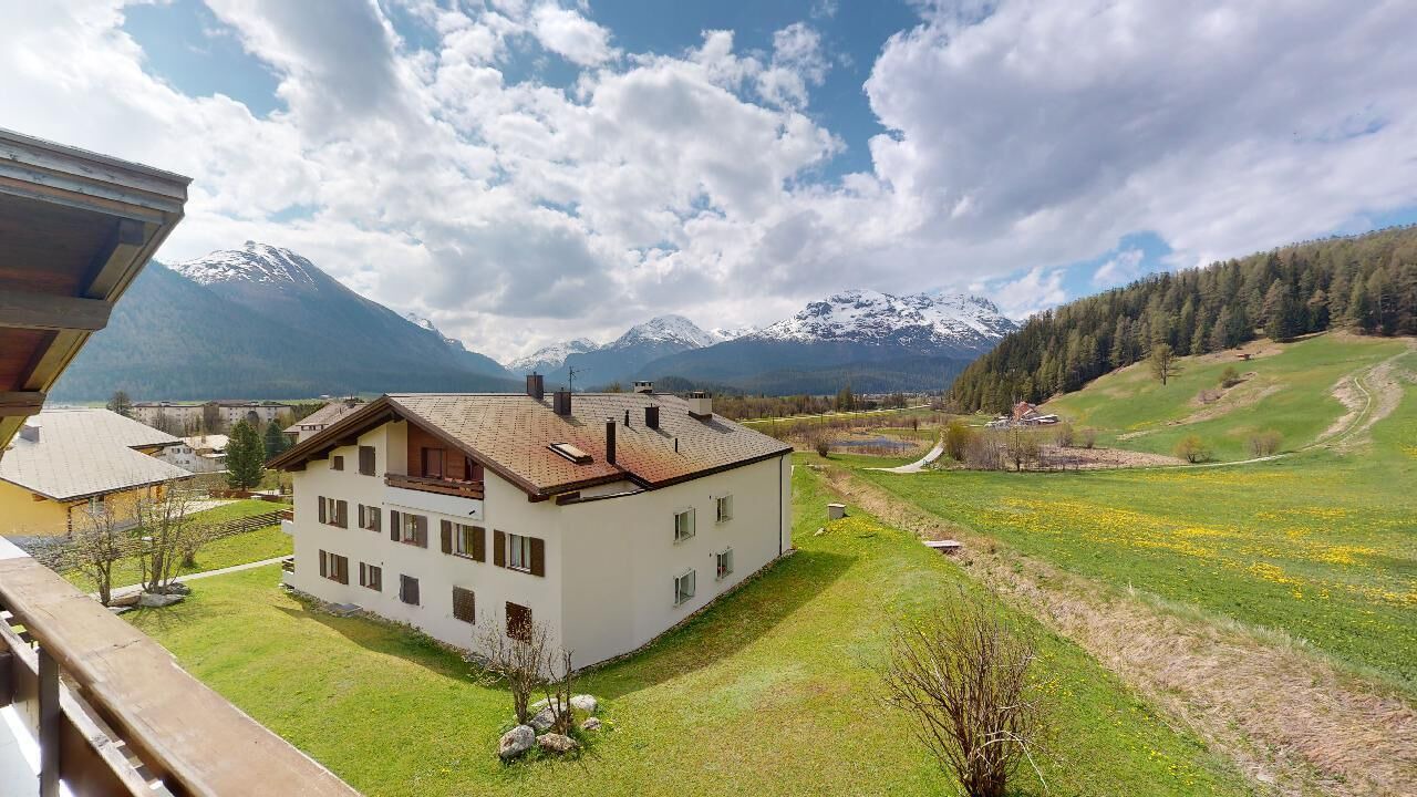Photo of Others in Samedan