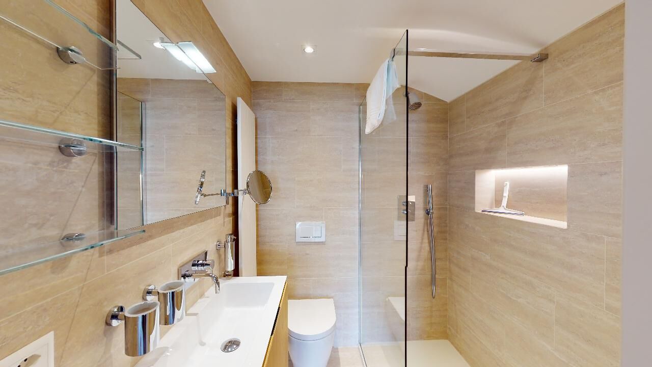 Photo of Bathroom in Samedan