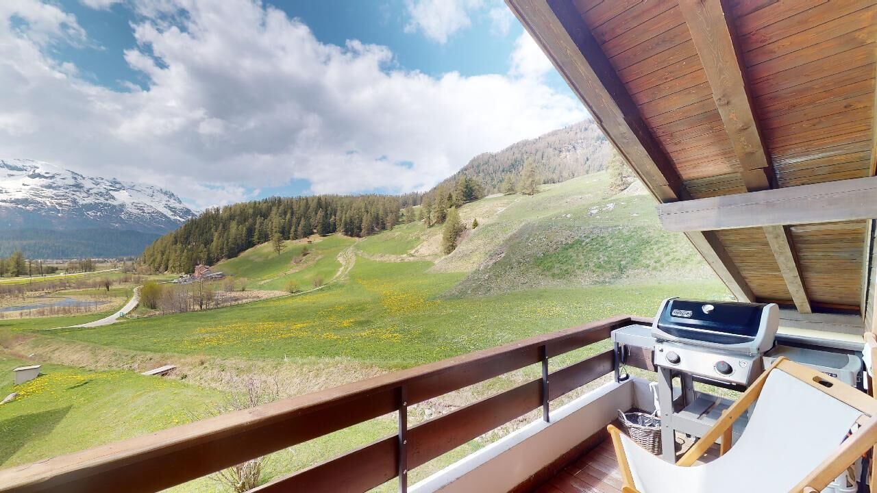 Photo of Patio Balcony in Samedan