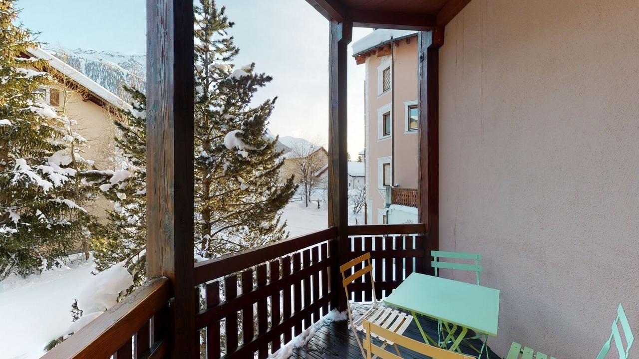 Photo of Patio Balcony in Zuoz