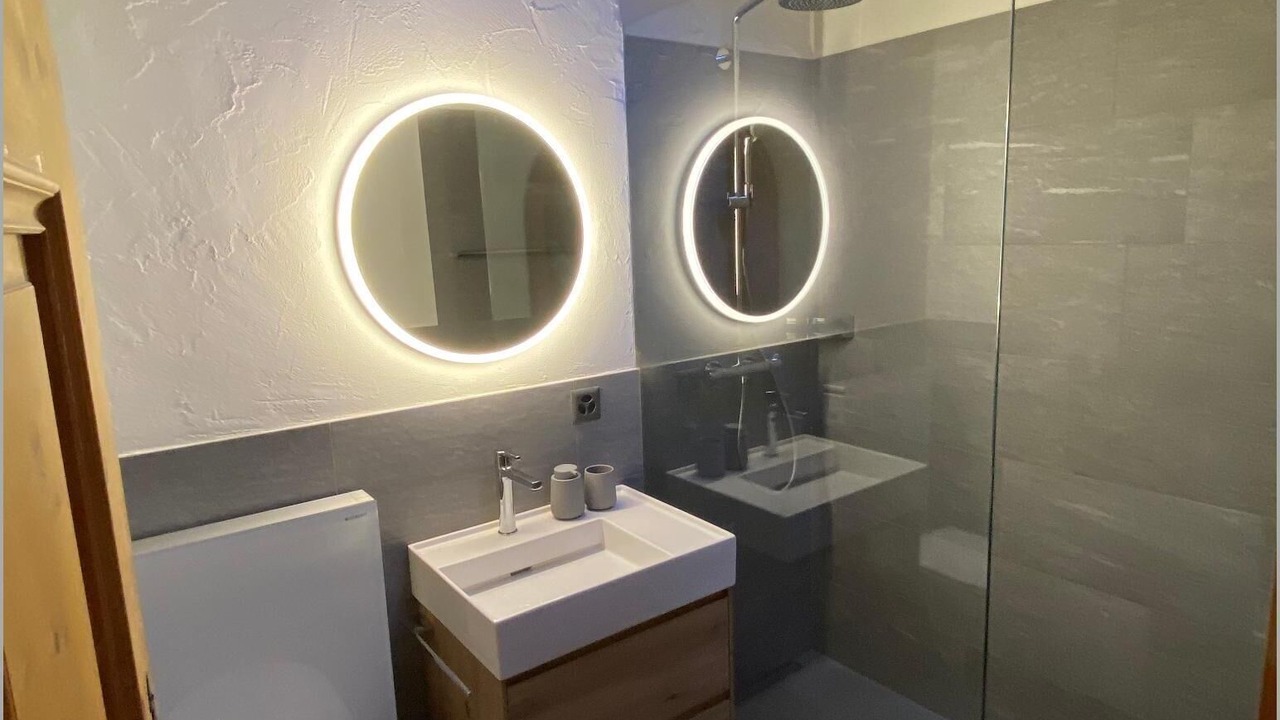 Photo of Bathroom in Madulain