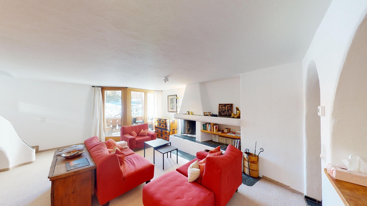 Photo of Livingroom in La Punt-Chamues-ch