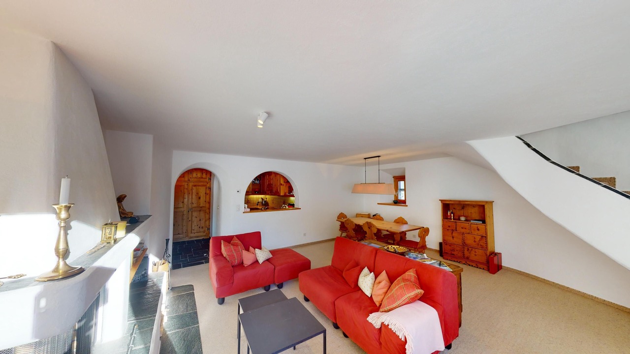 Photo of Livingroom in La Punt-Chamues-ch