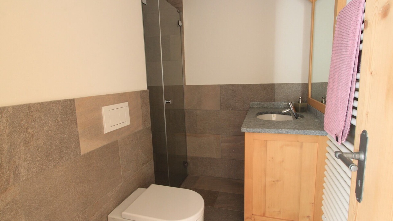 Photo of Bathroom in Zuoz