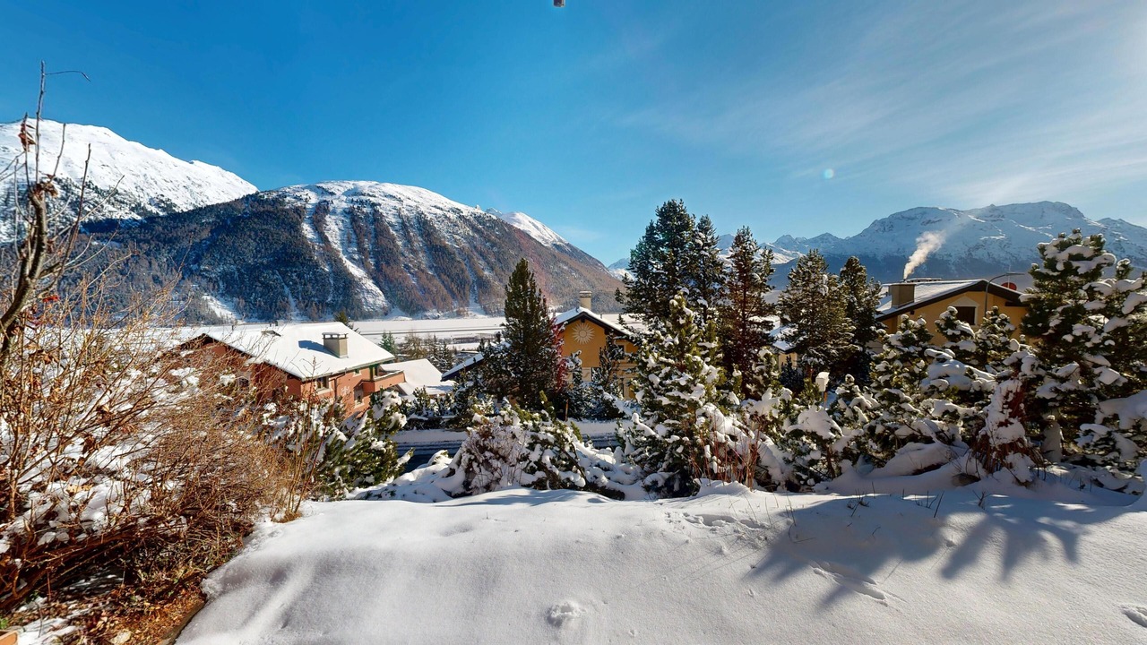 Photo of Others in Samedan