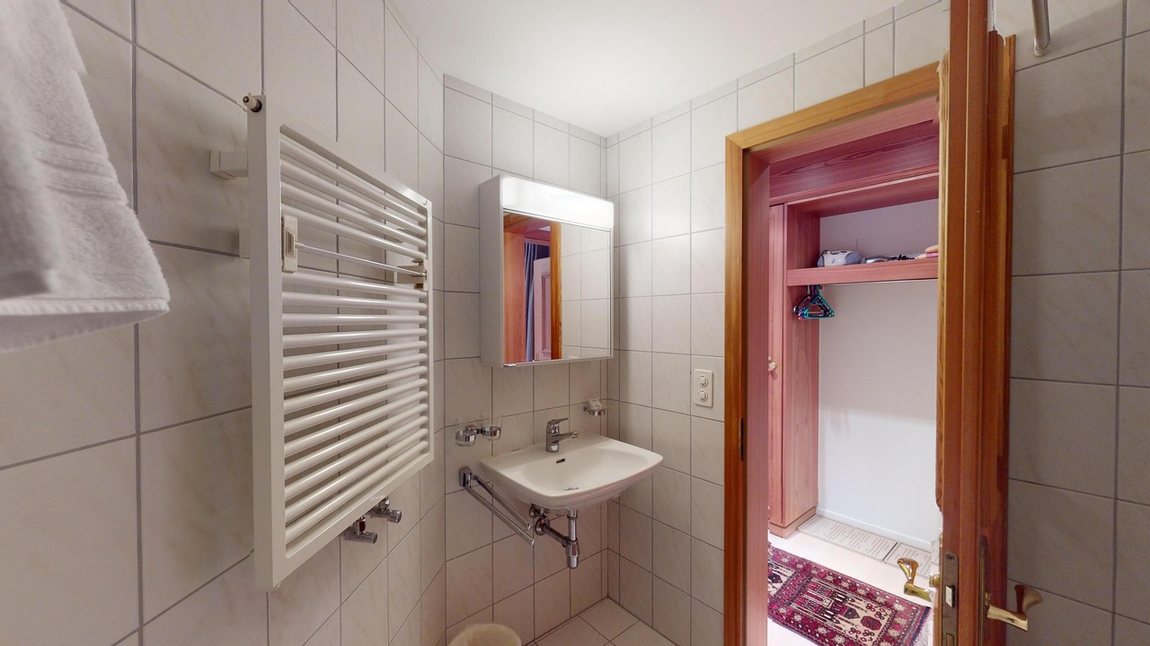 Photo of Bathroom in Zuoz