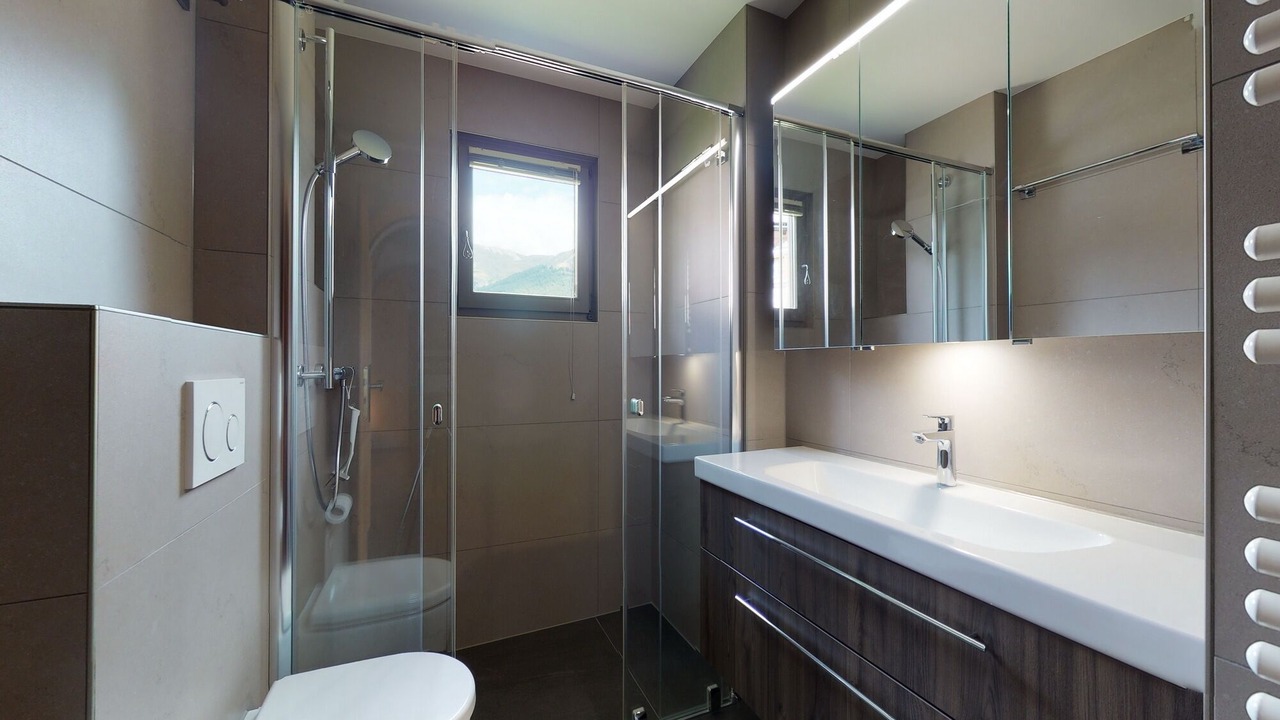Photo of Bathroom in Zuoz