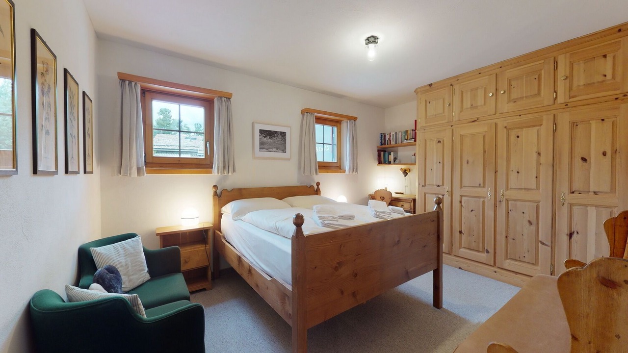 Photo of Bedroom in Samedan