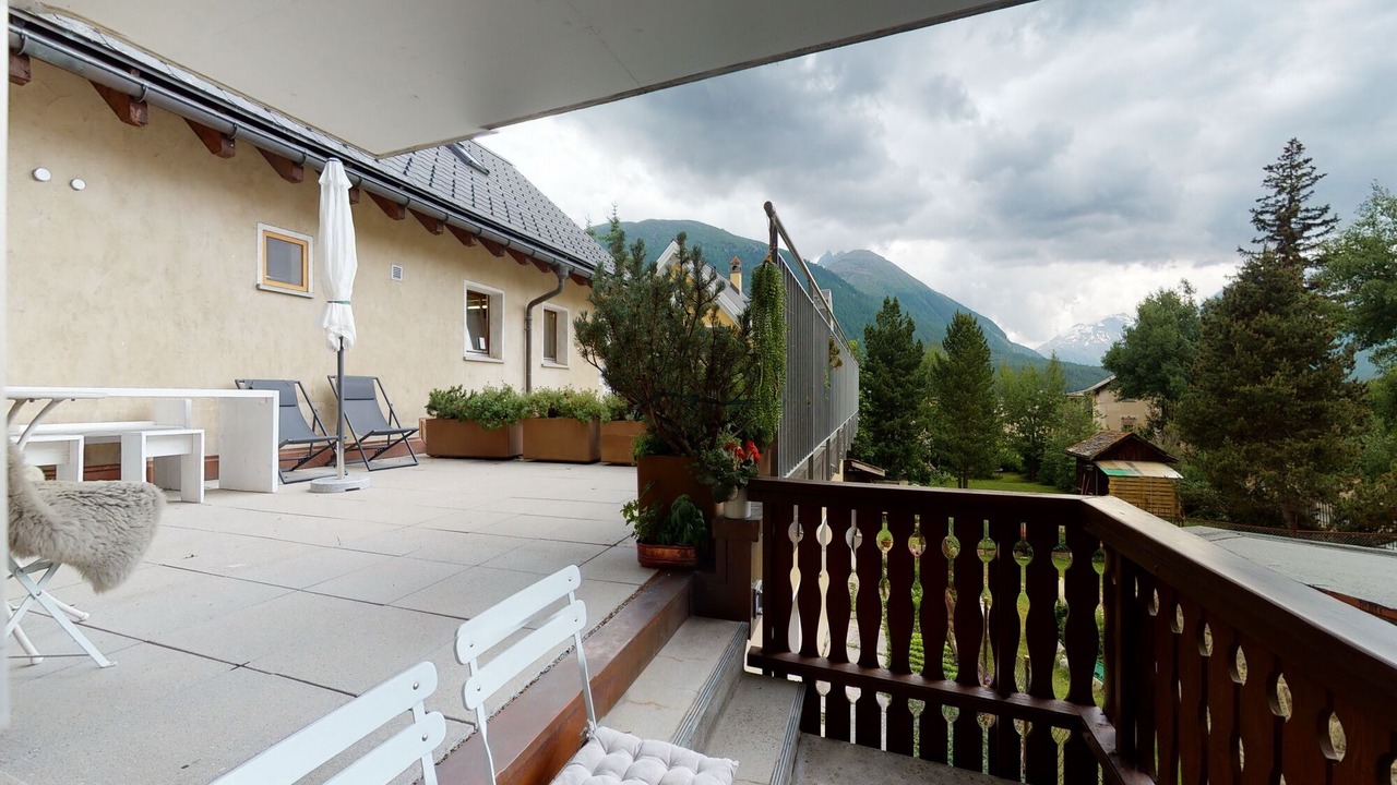 Photo of Patio Balcony in Samedan