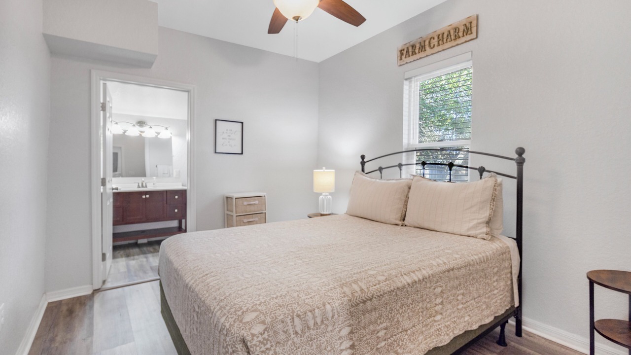 Photo of Bedroom in High Springs