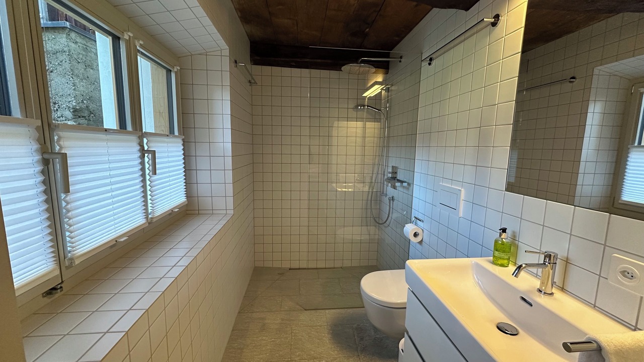 Photo of Bathroom in Zuoz