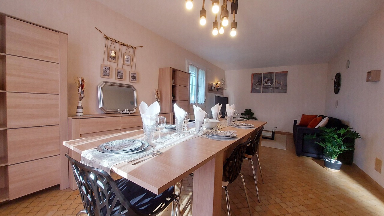 Photo of Others in Le Puiset