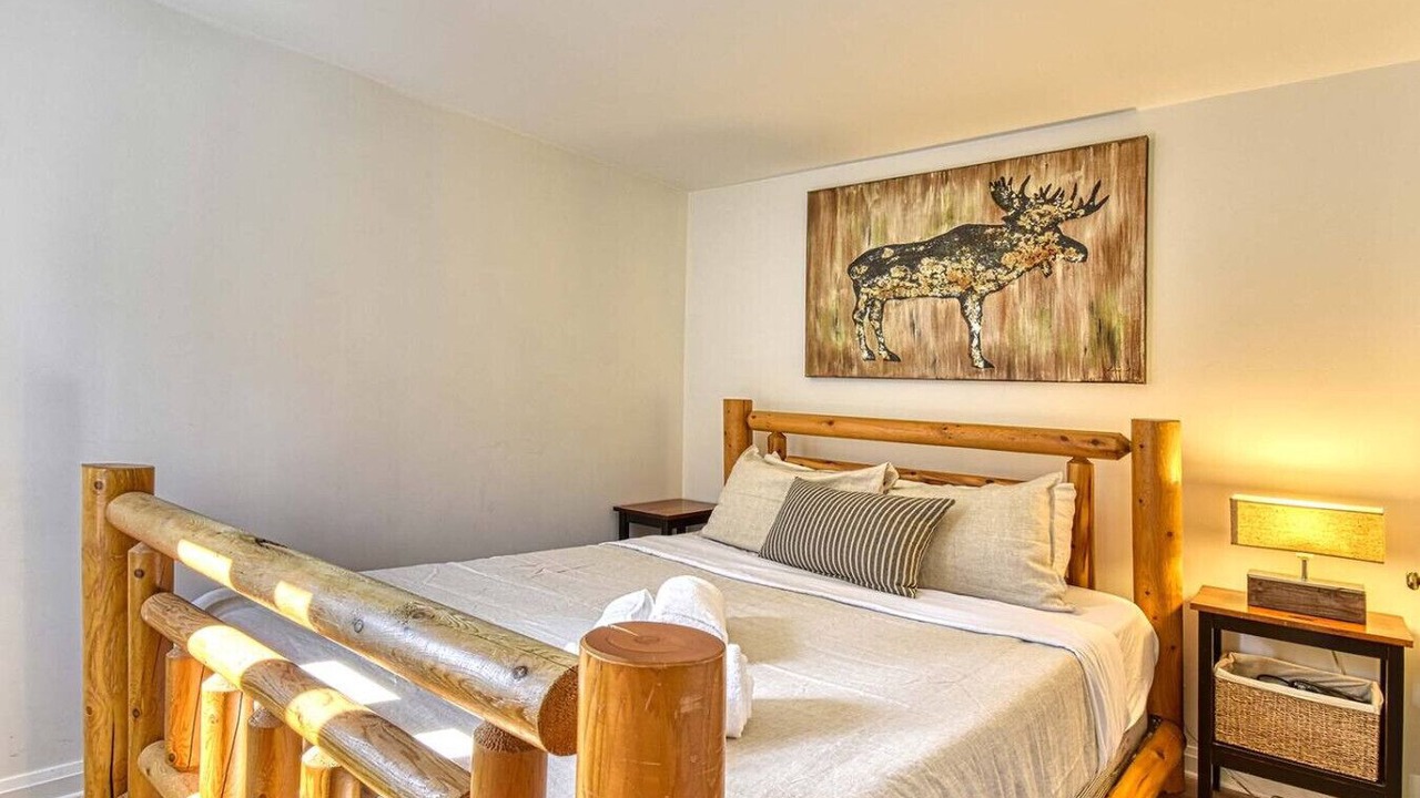 Photo of Bedroom in Mont-Tremblant Pedestrian Village