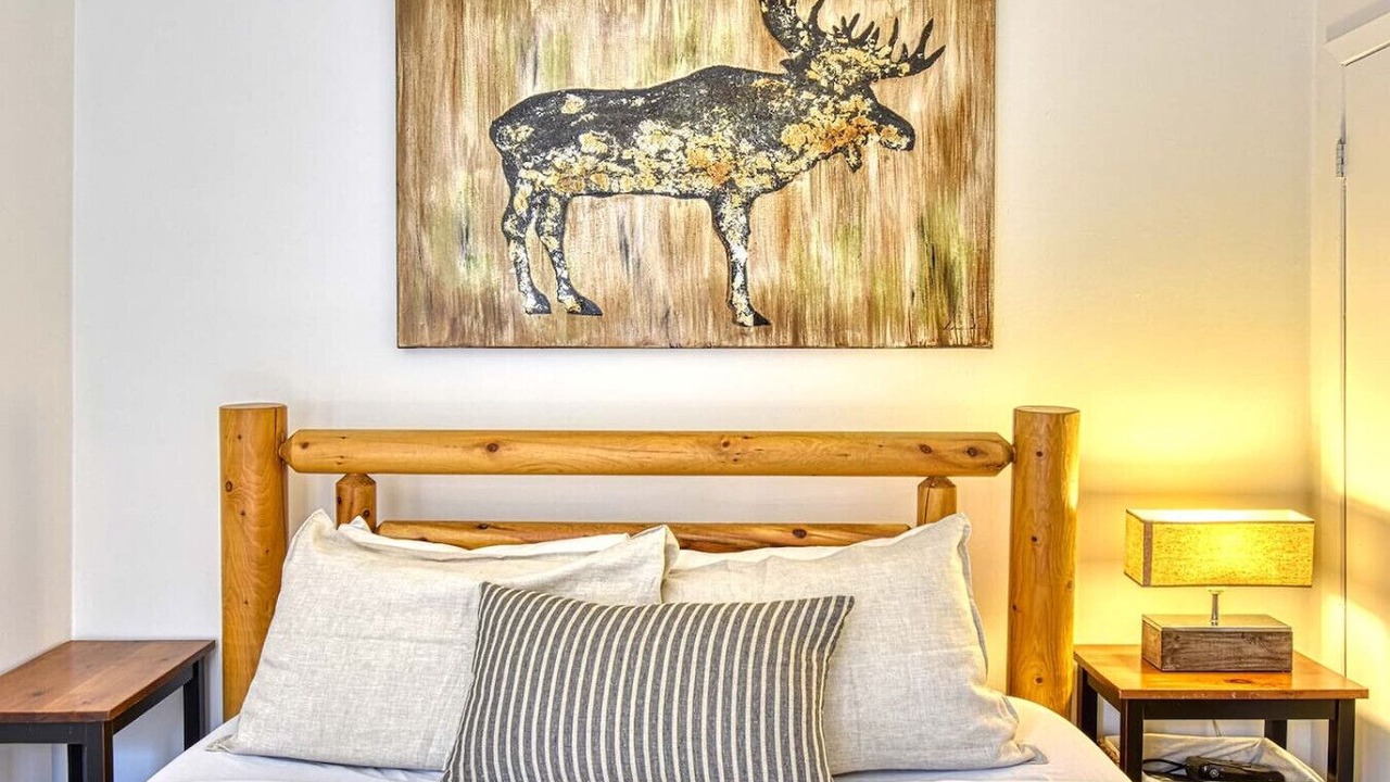 Photo of Bedroom in Mont-Tremblant Pedestrian Village