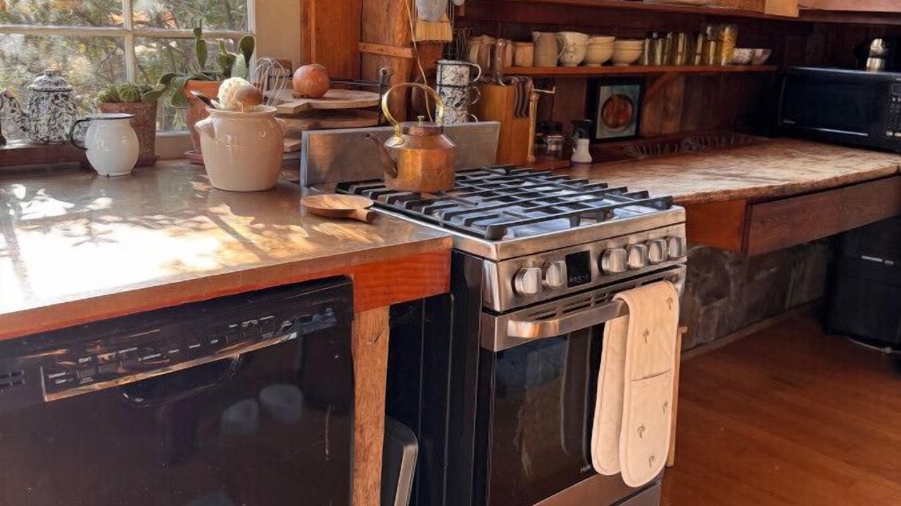 Photo of Others in Newtown