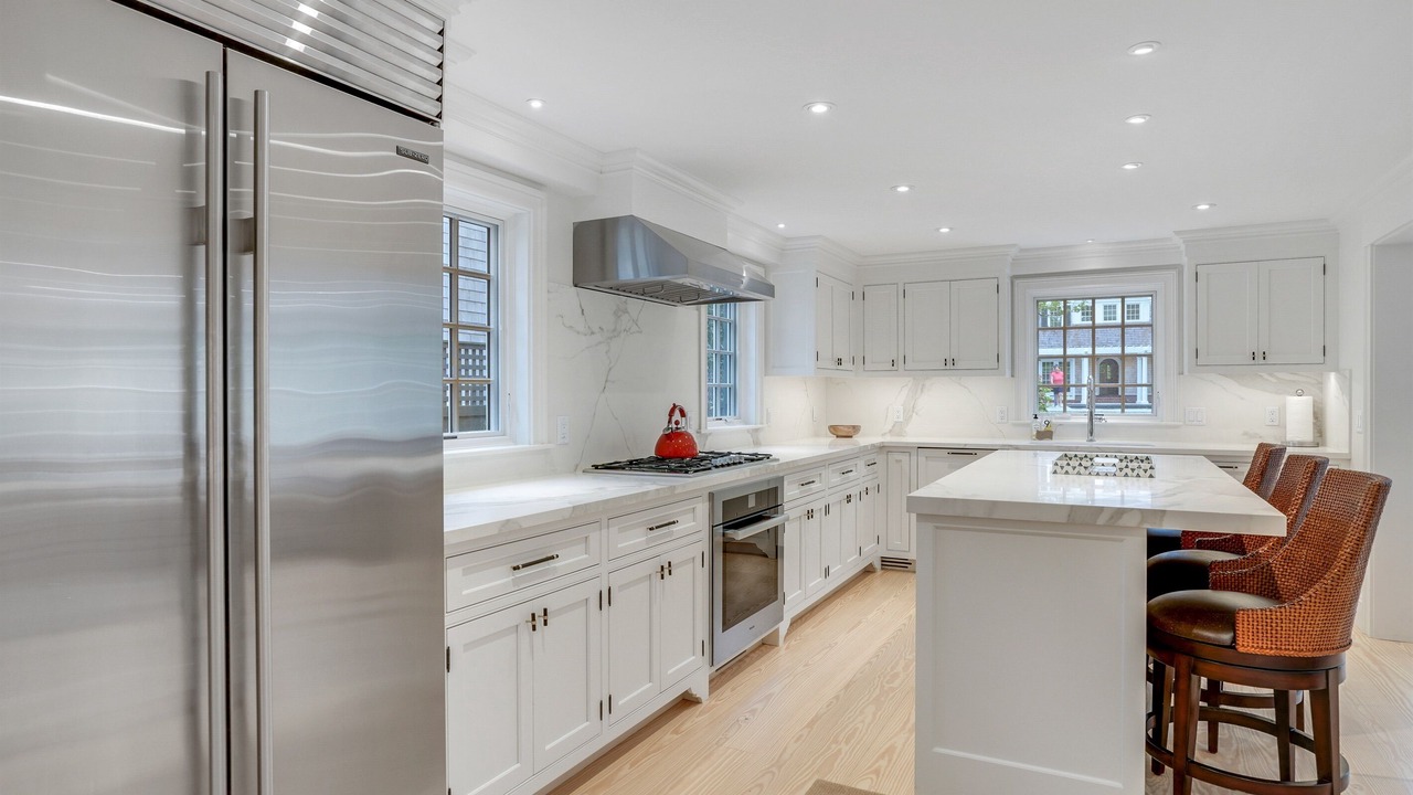 Photo of Others in Edgartown