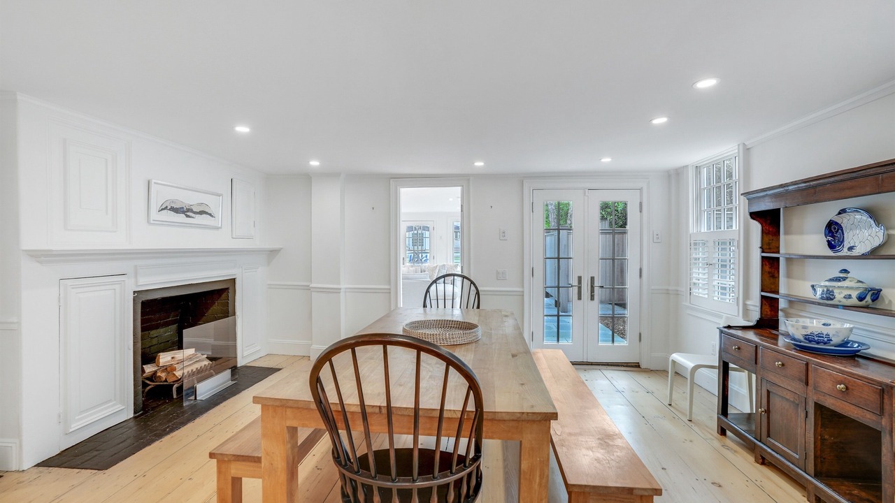 Photo of Livingroom in Edgartown