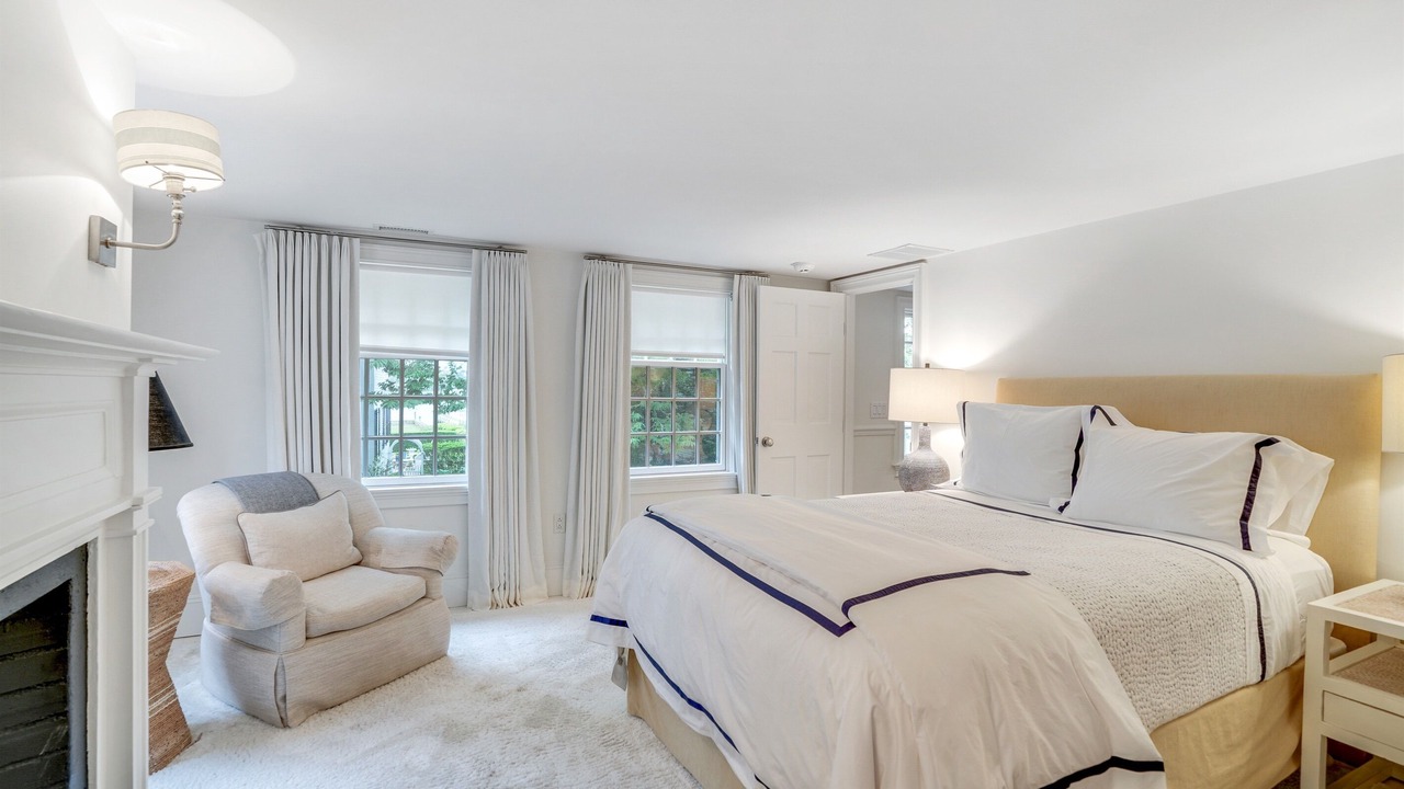 Photo of Others in Edgartown