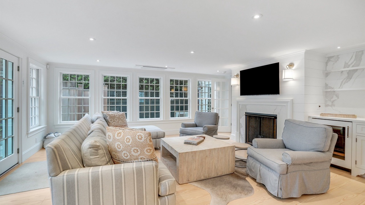 Photo of Others in Edgartown