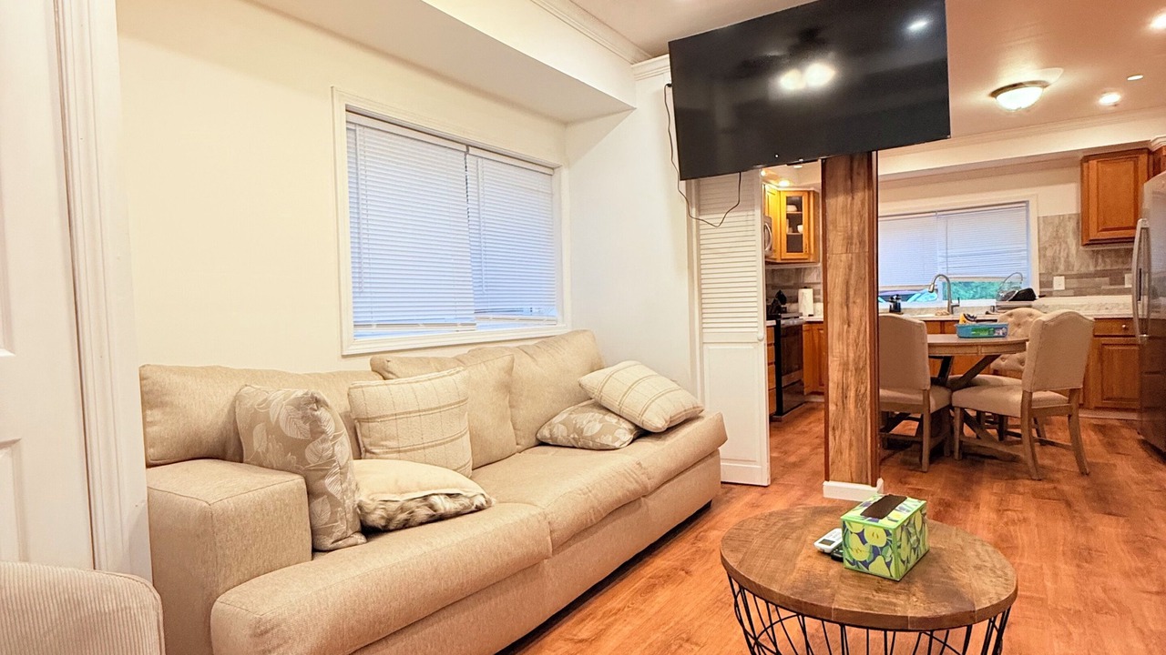 Photo of Livingroom in Poplar Ridge