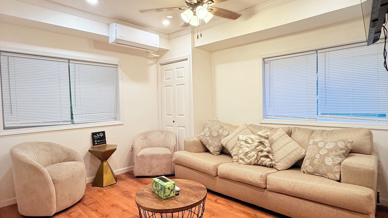 Photo of Livingroom in Poplar Ridge