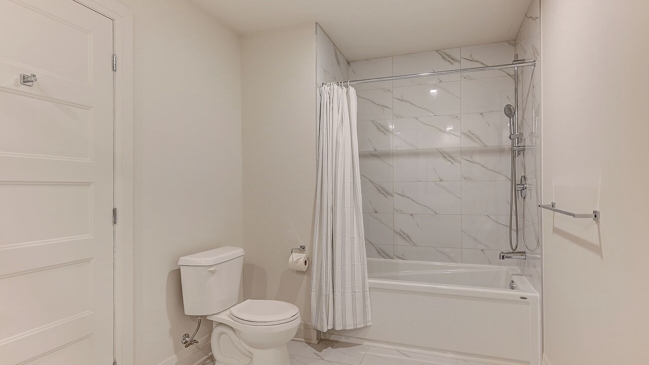 Photo of Bathroom in Saint-Laurent