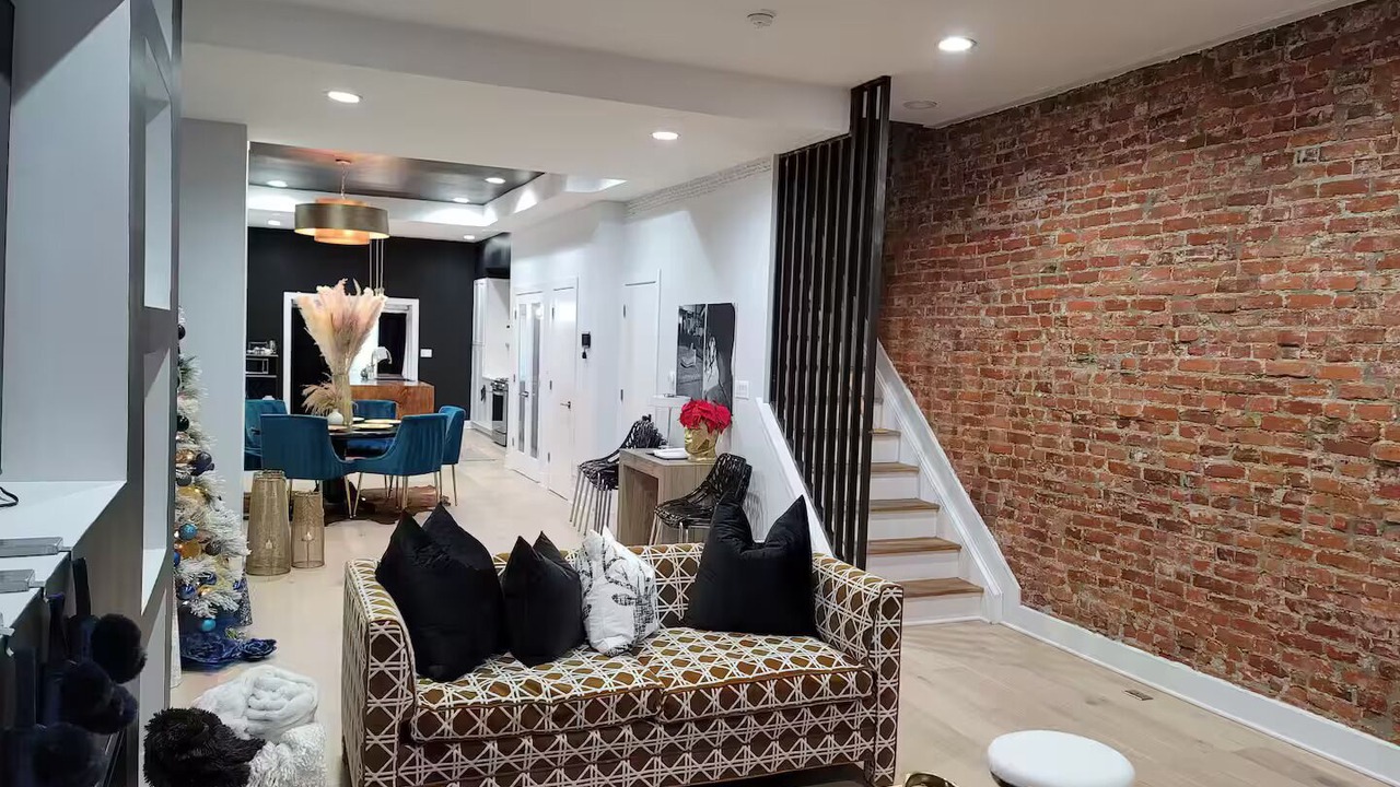 Photo of Livingroom in East Mount Airy