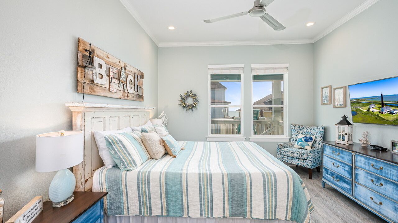 Photo of Bedroom in Port Bolivar