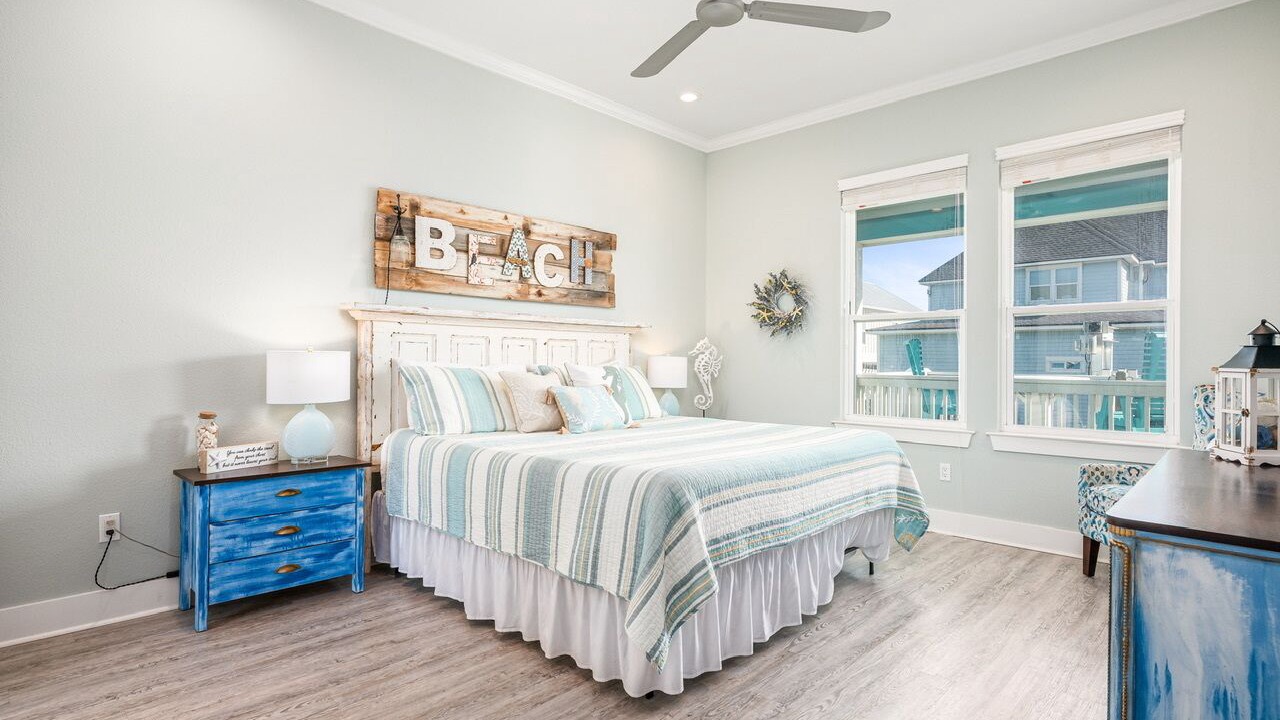Photo of Bedroom in Port Bolivar