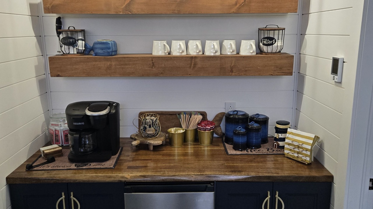 Photo of Others in Heart's Content