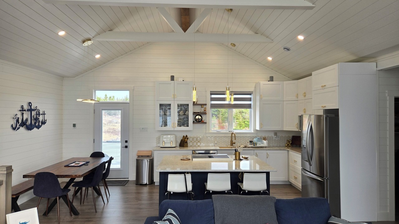 Photo of Others in Heart's Content