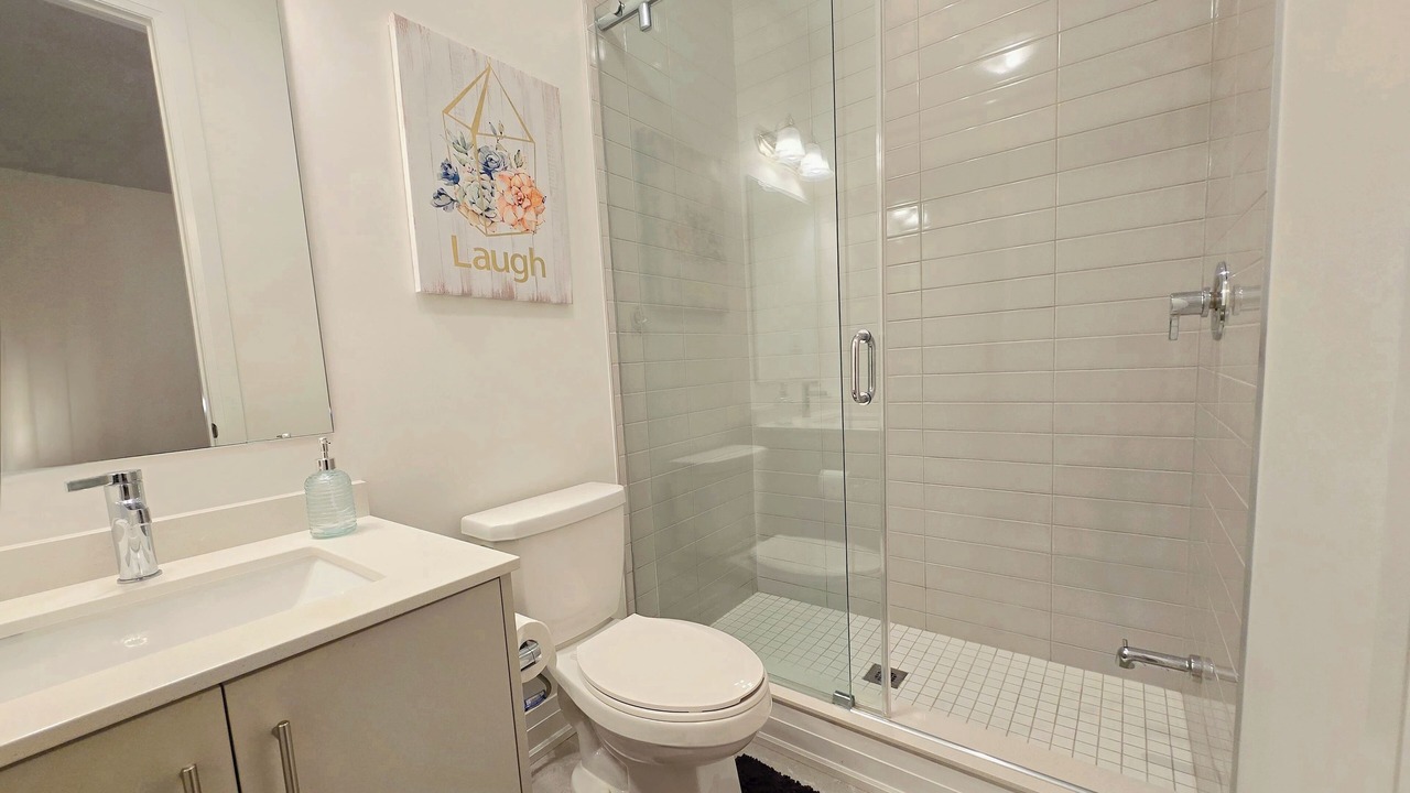 Photo of Bathroom in Halton Regional Municipality