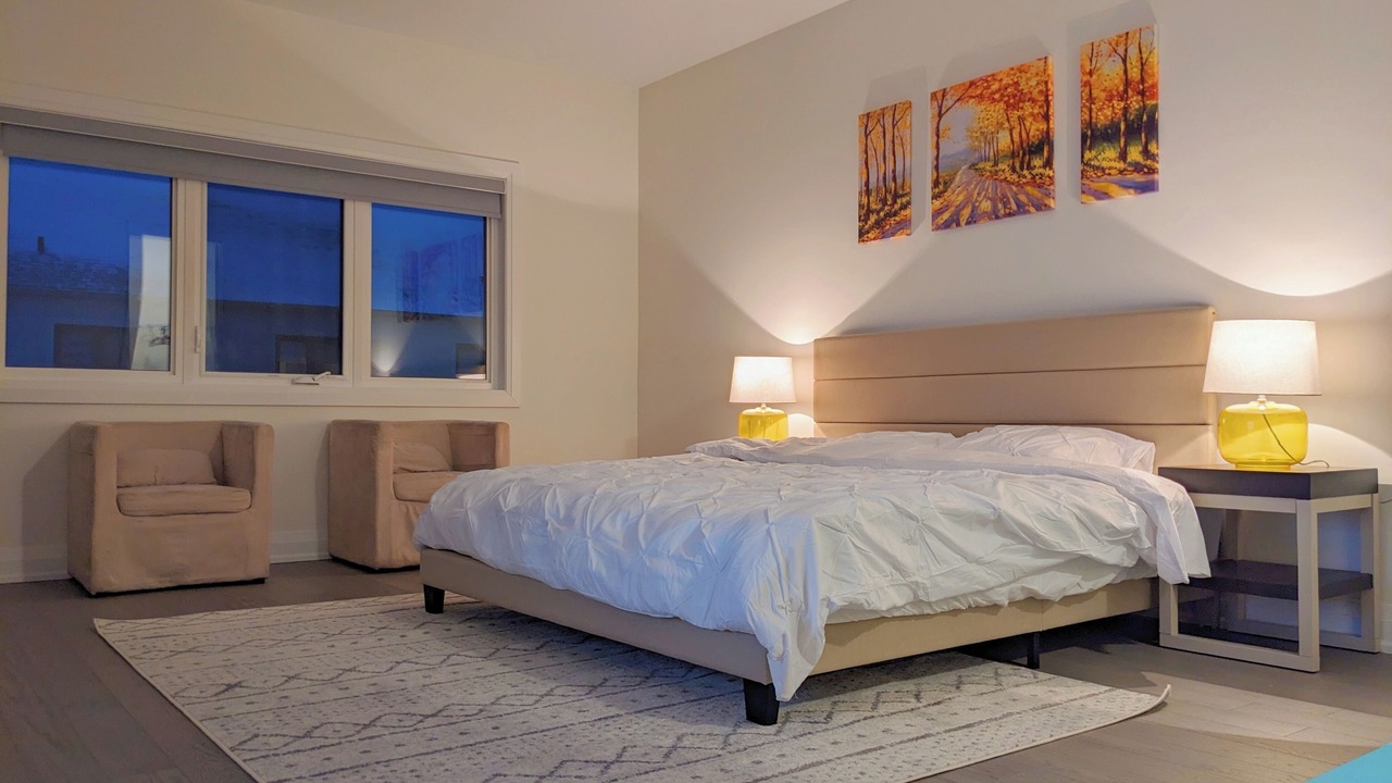Photo of Bedroom in Halton Regional Municipality
