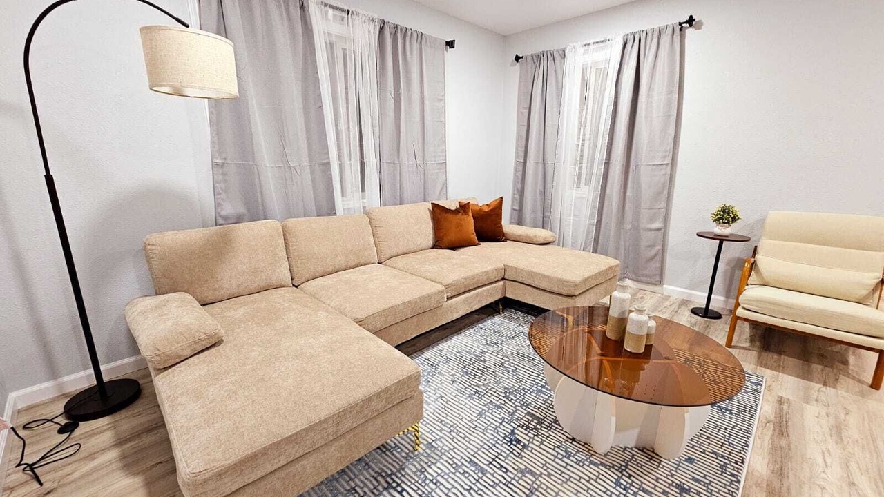 Photo of Livingroom in Orland