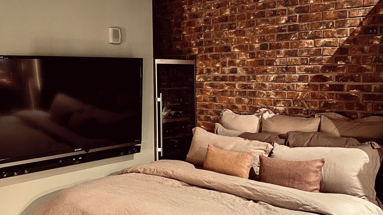 Photo of Bedroom in Fort Point