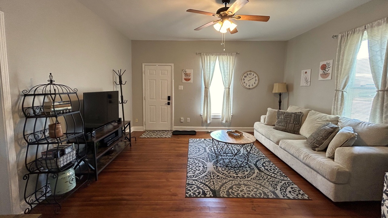 Photo of Livingroom in Sedalia