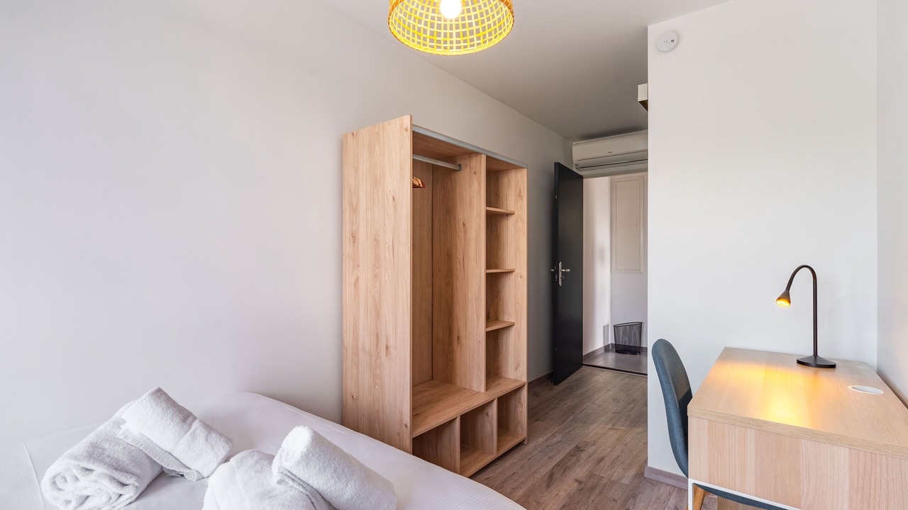 Photo of Bedroom in Saint Nicolas - Charles III - Ville vieille - Trois Maisons - Leopold