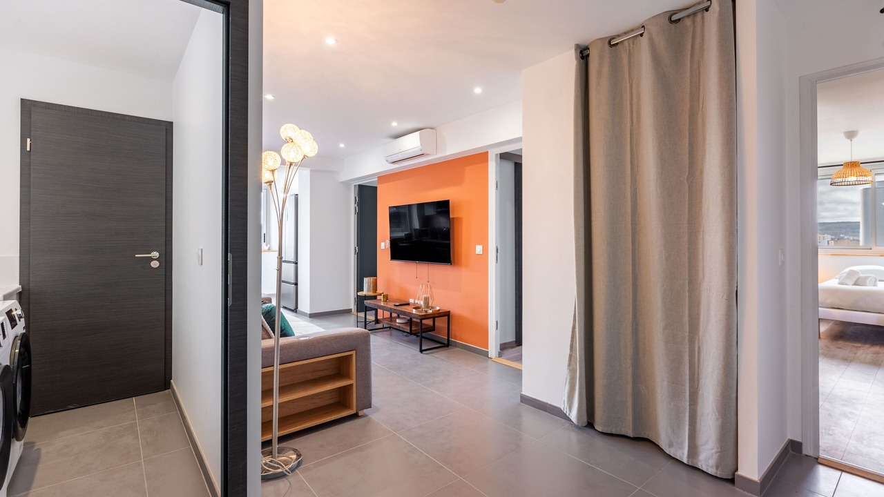 Photo of Bedroom in Saint Nicolas - Charles III - Ville vieille - Trois Maisons - Leopold