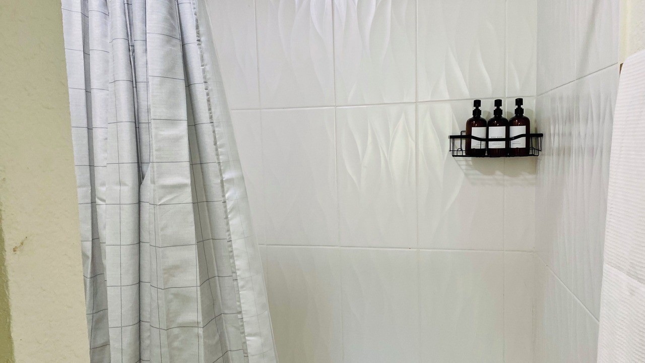 Photo of Bathroom in Oakwell Farms