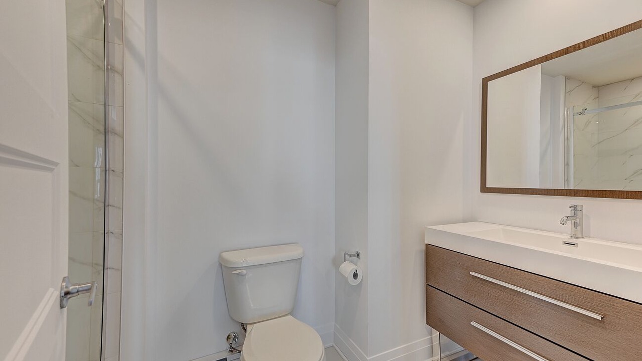 Photo of Bathroom in Saint-Laurent