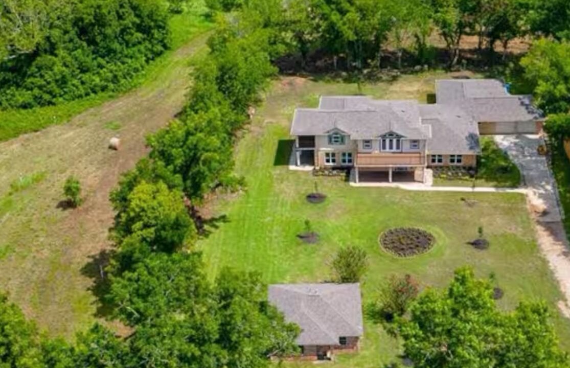 Photo of Outdoor in Iowa Colony