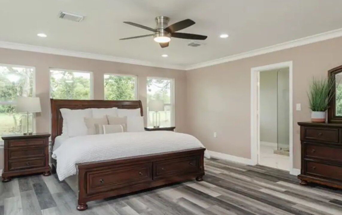 Photo of Bedroom in Iowa Colony