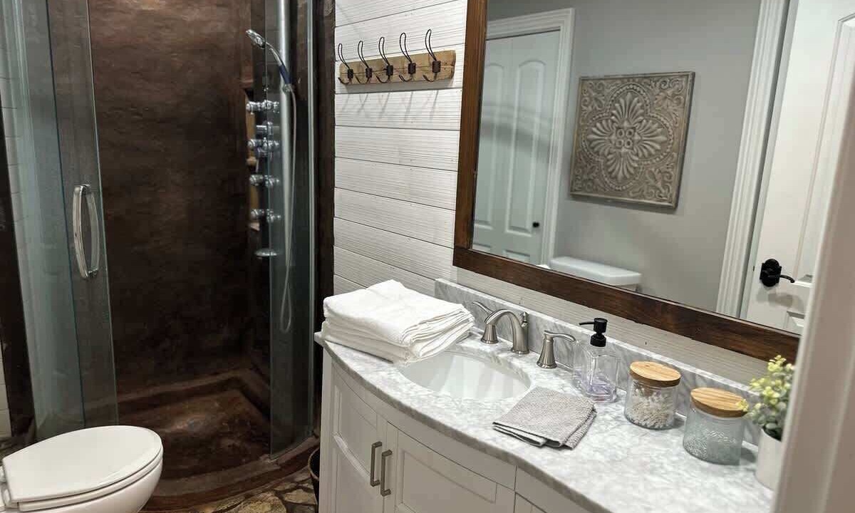 Photo of Bathroom in Yorkville