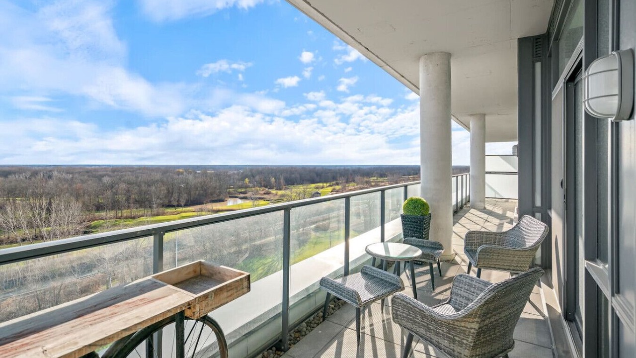 Photo of Patio Balcony in Niagara Falls