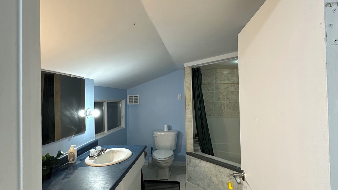 Photo of Bathroom in Huron Shores